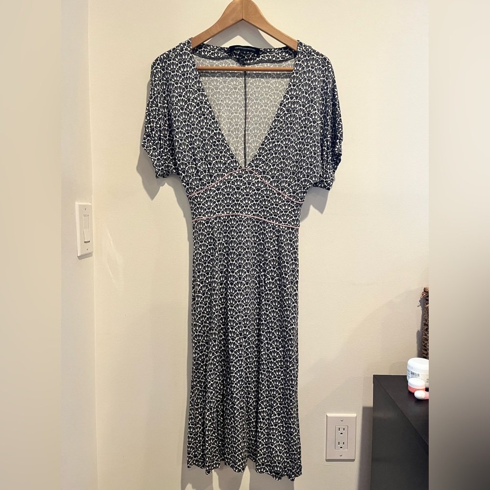 French Connection White and Blue Dress with Red Accent- Size: 2